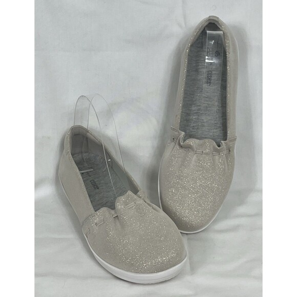 Clarks Shoes - Cloudsteppers by Clarks Cushion Soft Cream Shimmer Size 8.5W NEW (no box)